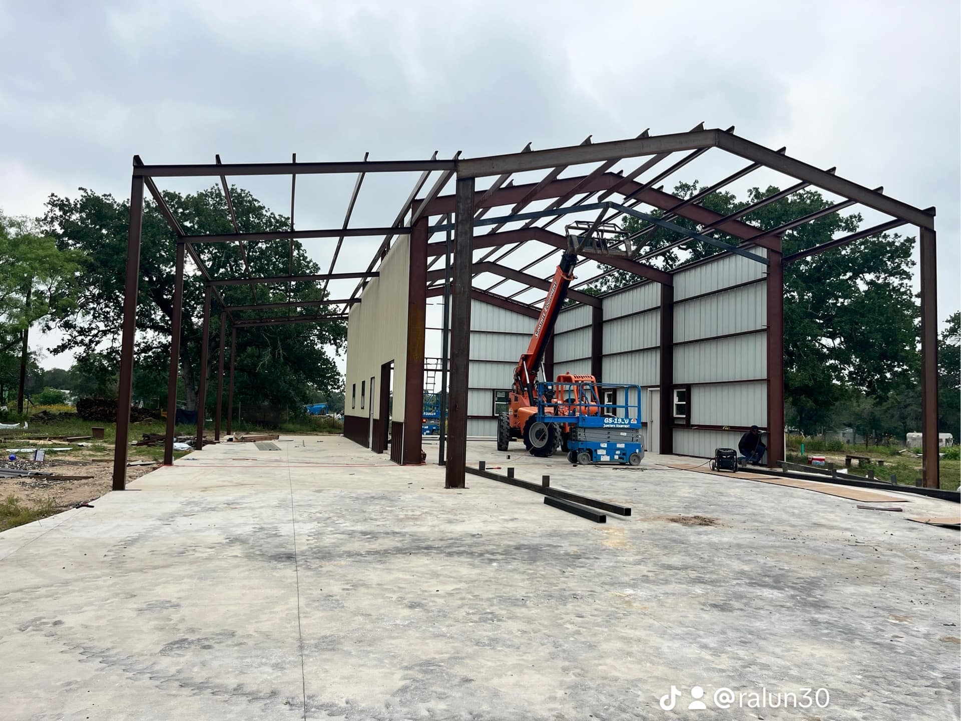 3a8f32b5-b32a-4b2d-a44f-02d951568fe1